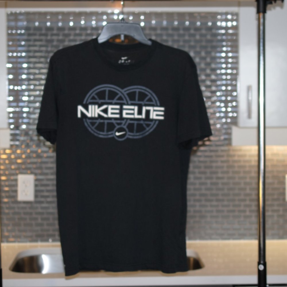 ❤️🟰💲⬇️ Nike, Nike Elite, Dry Fit, Men's M ?